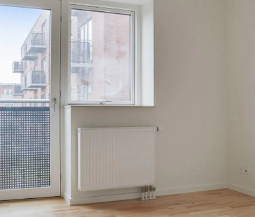 Moderne og lys lejlighed - Photo 2