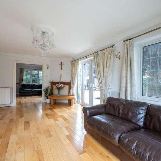 Windermere Avenue, Merton, SW19 - Photo 1