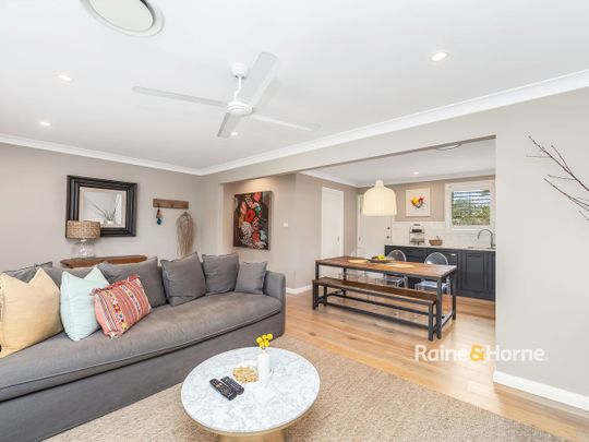 EXECUTIVE PROPERTY - Photo 1