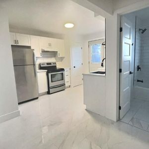 1 CH - 1 SDB - Montréal - $1,195 /mo - Photo 2