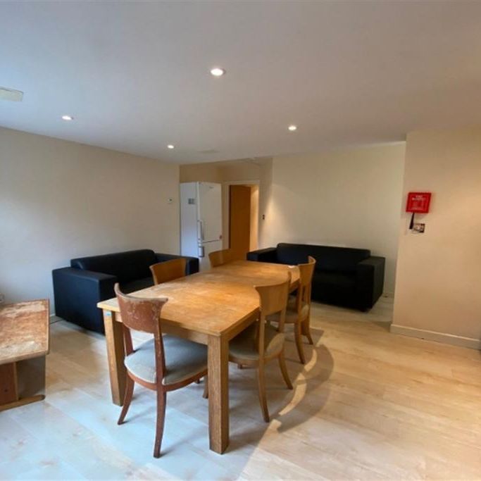 5 bedroom semi-detached house to rent - Photo 1