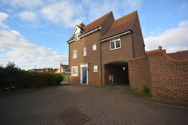 3 bedroom detached house to rent - Photo 1