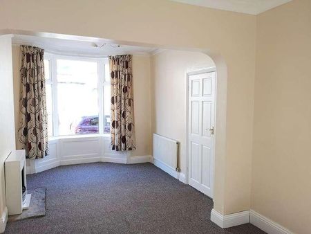 Tindall Street, Scarborough, YO12 - Photo 2