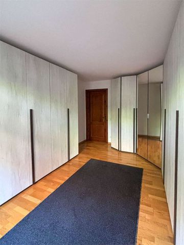 Lake view apartment in residence with swimming pool in Savosa - Foto 3