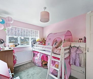3 bedroom end of terrace house to rent - Photo 5