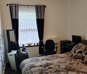 1 Bed End Terrace, Brunswick Terrace, LS27 - Photo 6