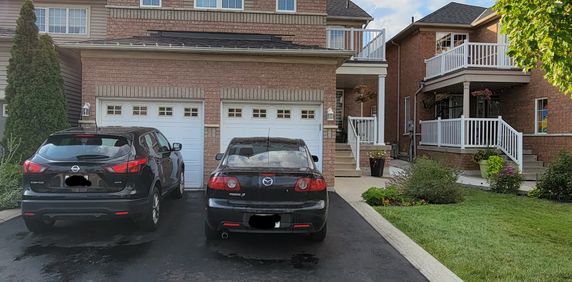 Beautiful Spacious 4 Bedroom Detached House - Photo 2