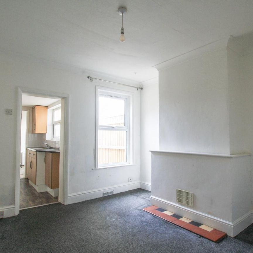 Wollaston Road, Lowestoft - Photo 1