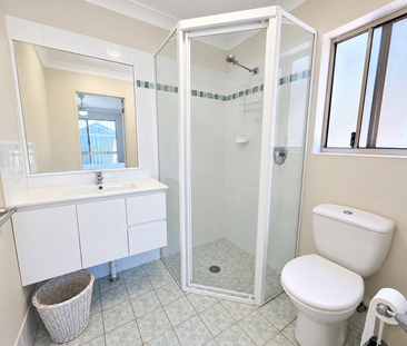 Waterfront furnished 2 Bedroom home - Photo 6