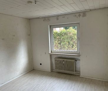 Renovierungsbedürftige 3-Zimmer-Wohnung mit Balkon in Leverkusen-Lü... - Photo 5