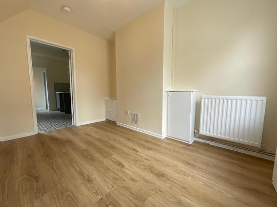 37 Dewey Street, Belfast, BT13 3GT - Photo 1