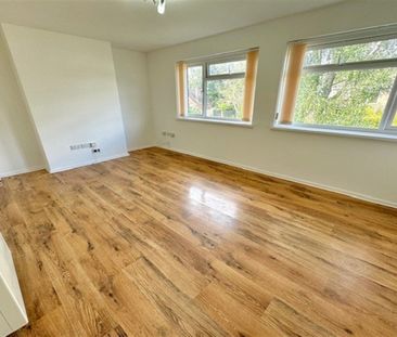 Charnwood Crescent, Chandlers Ford, SO53 - Photo 1