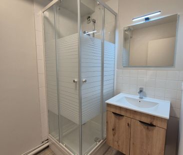 Location Appartement 3 pièces 61m² SOTTEVILLE LES ROUEN 76300 - Photo 4