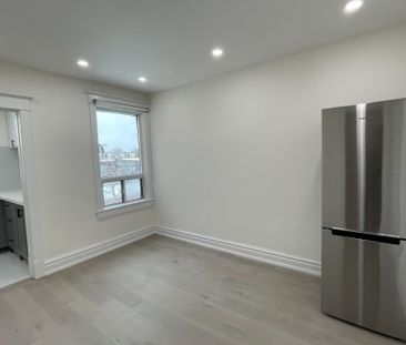 For Lease - 33 Strathmore Boulevard Unit# Upper, Toronto, Ontario - Photo 1