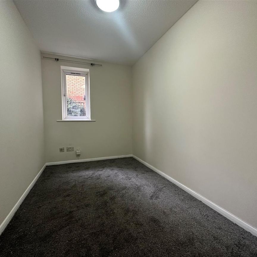 Chiswell Court, Watford - Photo 1