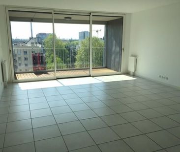 Location Appartement 3 pièces 70m² NANTES 44200 - Photo 1