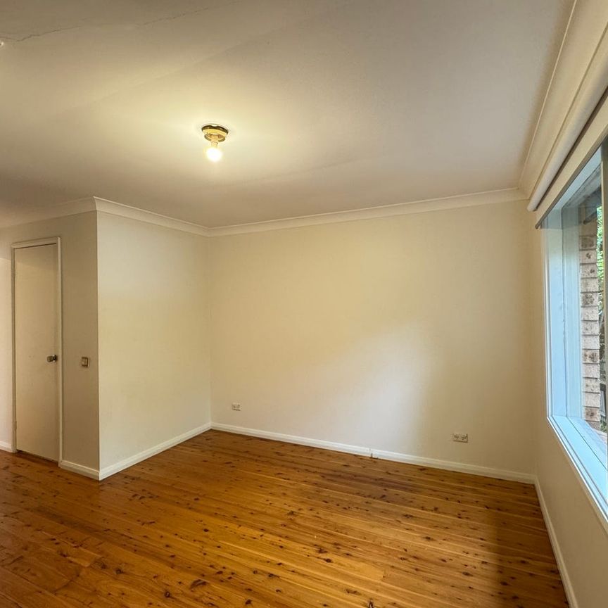 Beautiful 4 Bedroom Home in the Heart of Castle Hill Please Park in the front yard - Photo 1