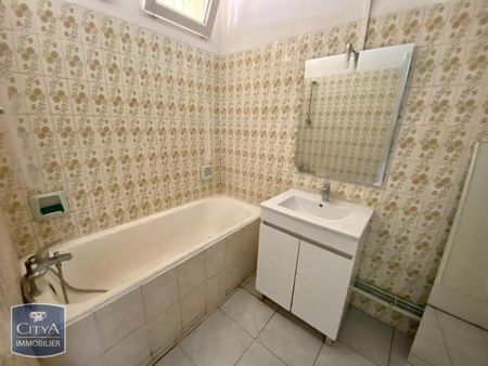 Location Appartement 3 pièces 59m² TOULON 83200 - Photo 2