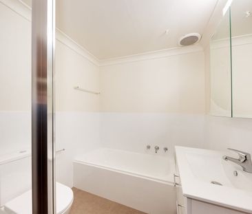 Convenient and Private Townhouse - Photo 5