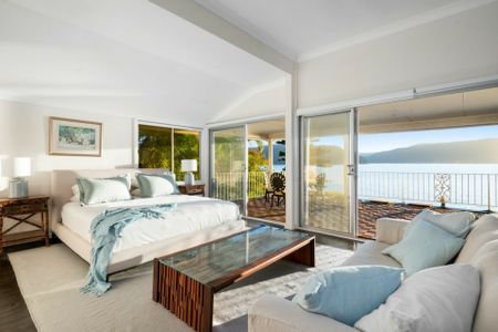 CLASSIC PALM BEACH PITTWATER WATERFRONT - 3-6 MONTH LEASE - Photo 5
