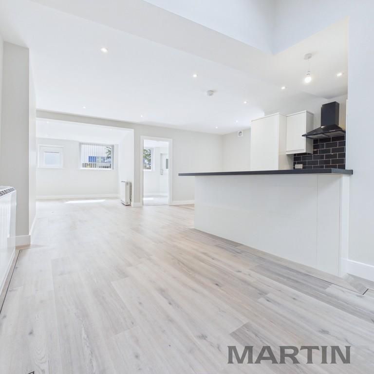 2 bedroom ground floor flat to rent - Photo 1