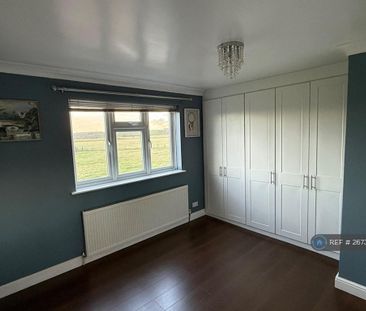 3 bedroom terraced house to rent - Photo 3