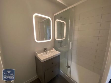 Location Appartement 2 pièces 52m² CHAMALIERES 63400 - Photo 4