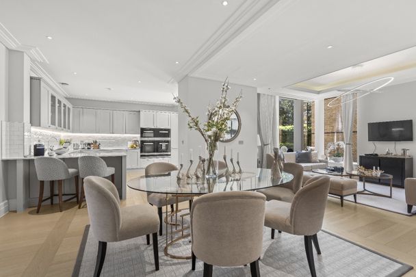 3 Bed Flat, Chamber Park Hill, SW20 - Photo 1