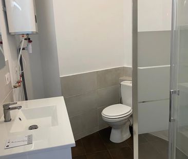 Location Appartement 2 pièces 41m² NICE 06000 - Photo 4