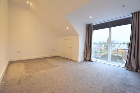 3 Bedroom Terraced To Let - Photo 4