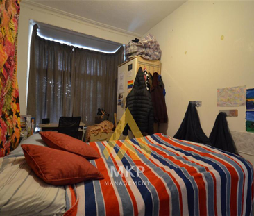 4 bedroom terraced house to rent - Photo 5