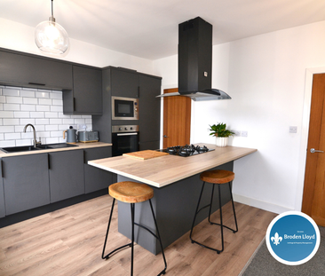 2 bedroom terraced house to rent - Photo 3