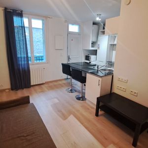 Location Appartement 1 pièce 22m² - Photo 2