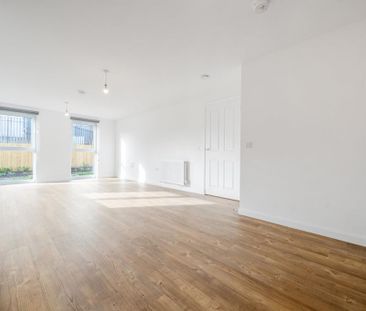 2 bedroom duplex to rent - Photo 3