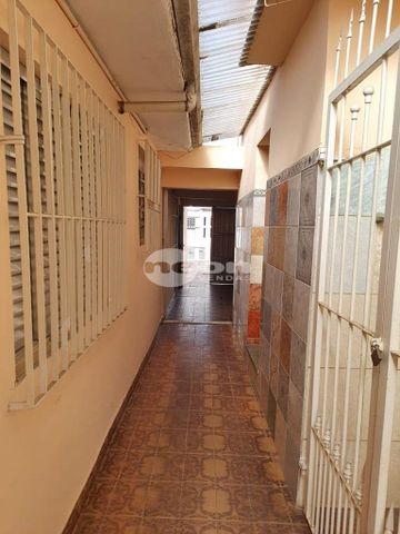 Casa com 3 quartos e 240m² para alugar em Anchieta, São Bernardo do Campo. - Foto 4