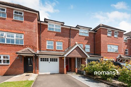 Honeyleaze, Beggarwood, Basingstoke, RG22 - Photo 2