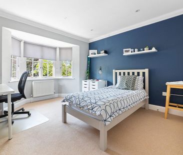 4 bedroom detached house to rent - Photo 3