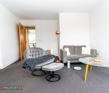 2 bedroom flat to rent - Photo 3