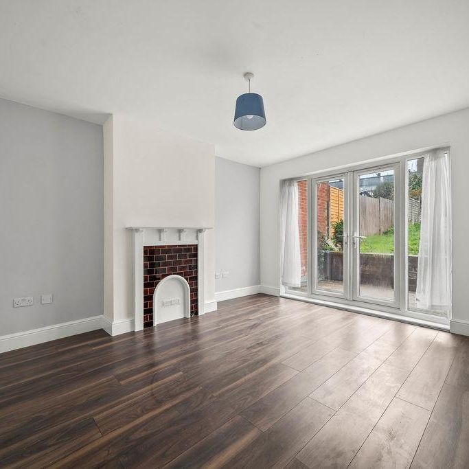 4 bedroom house to rent - Photo 1