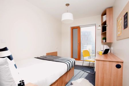 Premium Ensuite - Photo 5