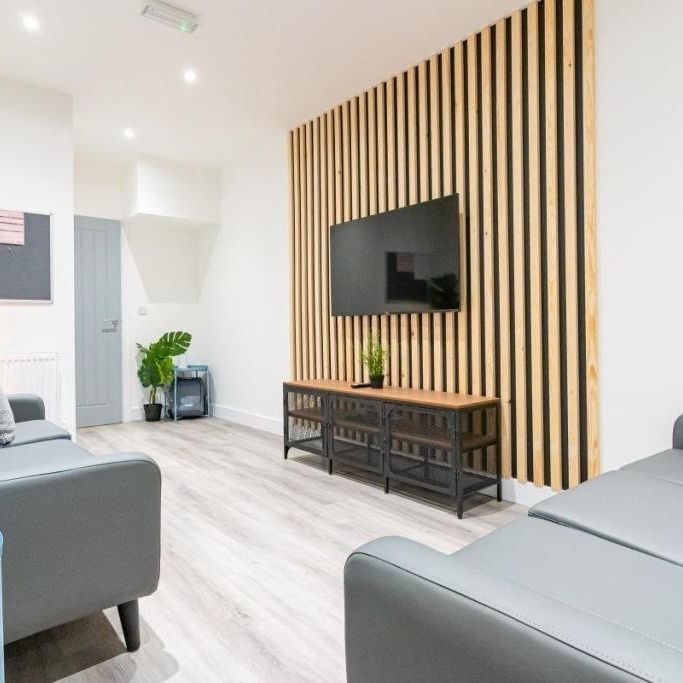 7 bedroom terraced house to rent - Photo 1