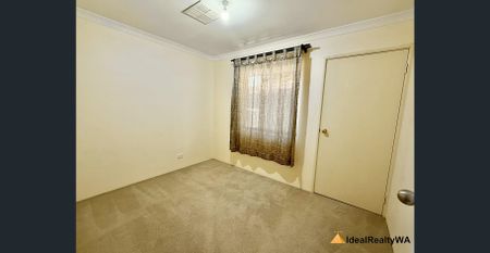 Spacious 4-Bedroom Family Home in Prime Bentley Location - Unfurnished - Photo 4