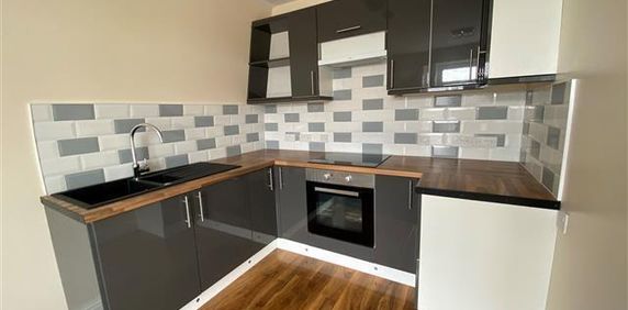 North Denes Road, Great Yarmouth - Photo 2