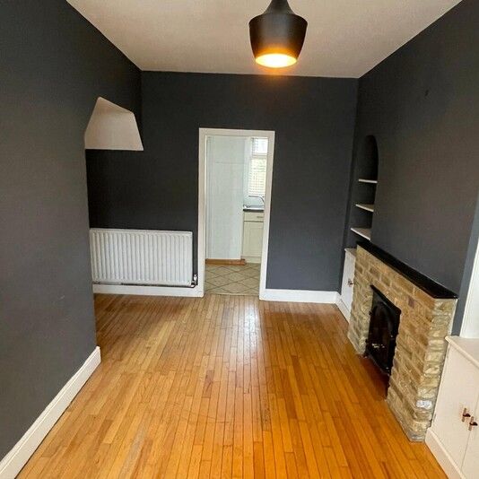 Derinton RdLondon SW17 8JB - Photo 1