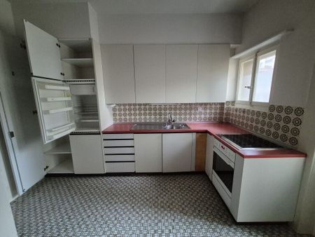 Charming 3.5-room apartment in a central location in Bern-Bümpliz - Photo 2