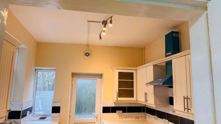 3 bedroom house to rent - Photo 3