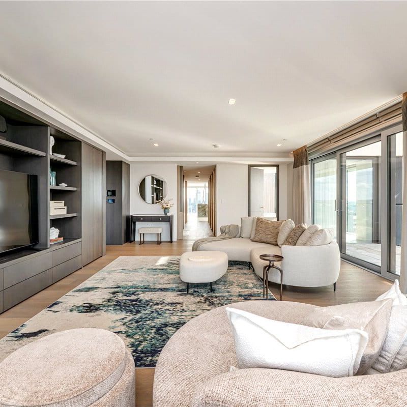 A spectacular five-bedroom penthouse apartment with private winter garden, occupying a prime position within Casson Square, an iconic riverside development in the heart of South Bank, moments from the London Eye and Waterloo Bridge. - Photo 1