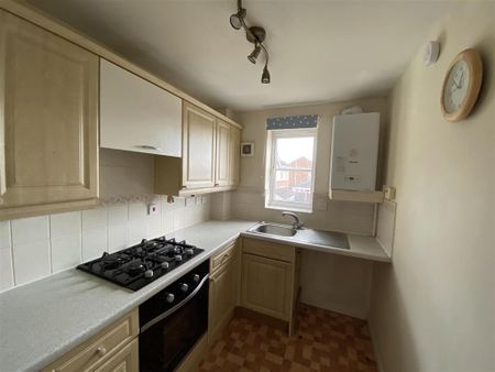 2 bedroom apartment to rent - Photo 2