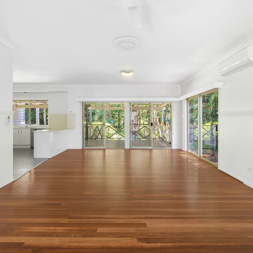 Coastal Living in a Peaceful Peregian Beach Pocket - Photo 1