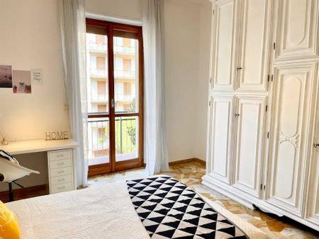 Via Caduti di Cefalonia, Florence, Tuscany 50127 - Photo 3